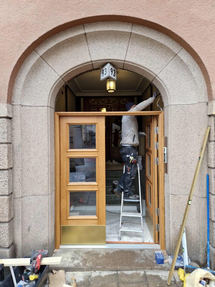 Installation av entréport Stockholm